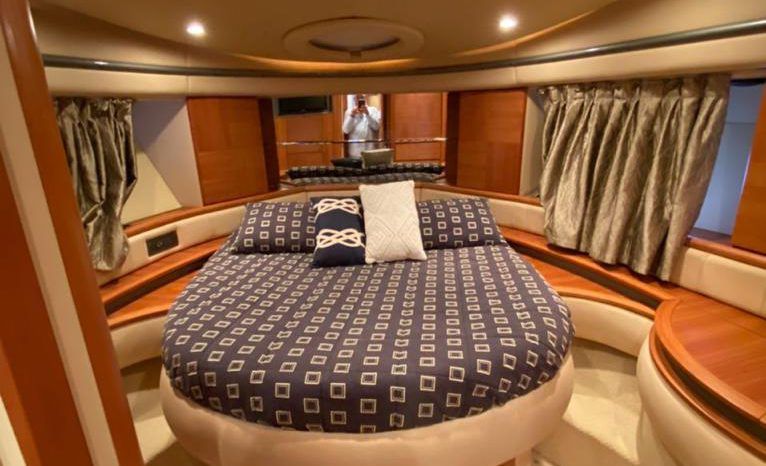 
								AZIMUT 50 full									