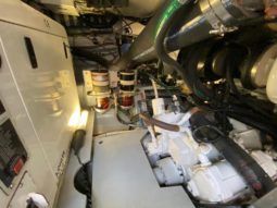
										AZIMUT 50 full									