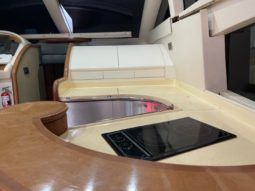 AZIMUT 52 full