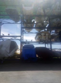 
										PUESTO VERTICAL CARENERO YATCH CLUB 21-24 PIES full									