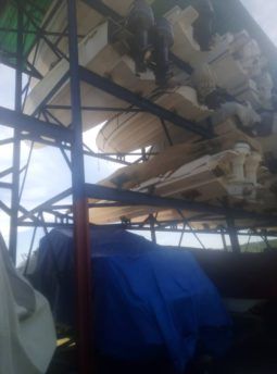 
										PUESTO VERTICAL CARENERO YATCH CLUB 21-24 PIES full									