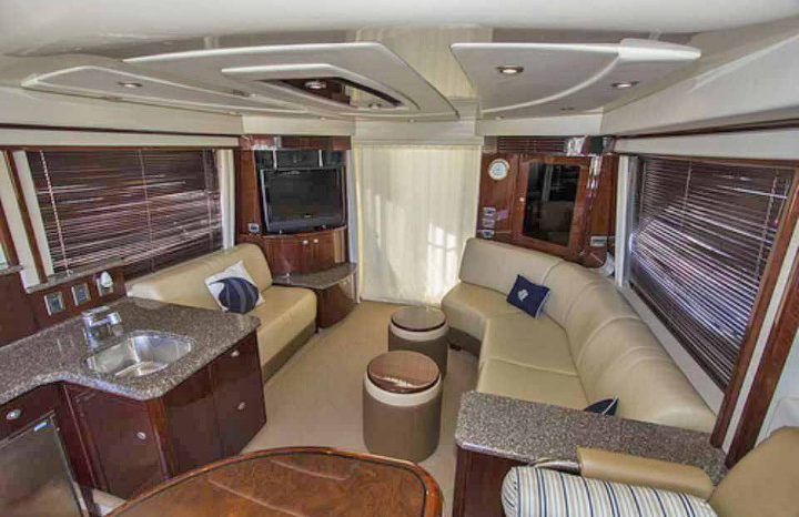 
								SEA RAY FLYBRIDGE 52 full									