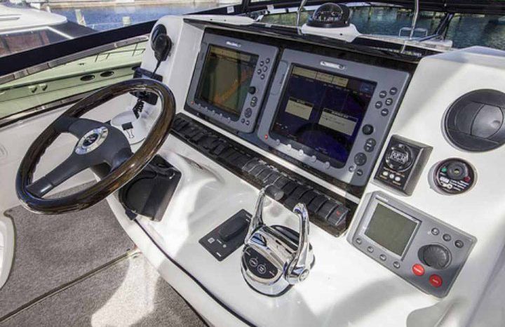 
								SEA RAY FLYBRIDGE 52 full									