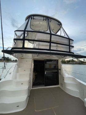 SEA RAY SEDAN BRIDGE 52