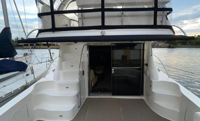 
								SEA RAY SEDAN BRIDGE 52 full									