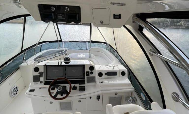
								SEA RAY SEDAN BRIDGE 52 full									