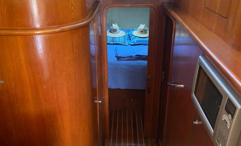 
								TIARA 39 full									