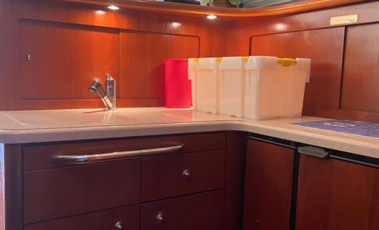 
								TIARA 39 full									