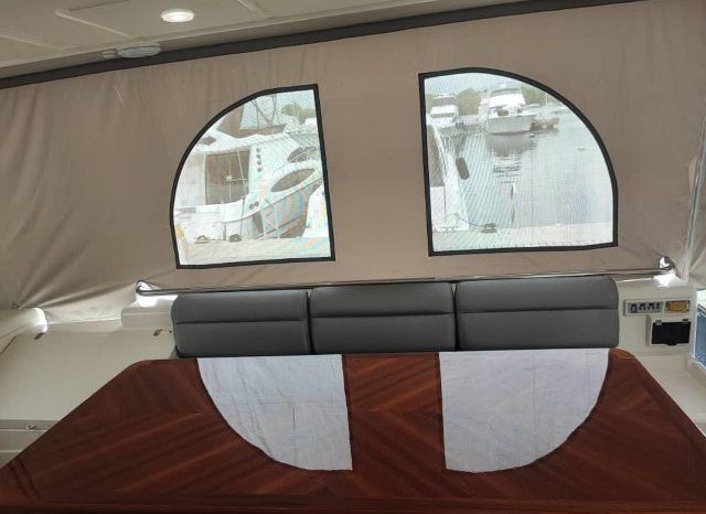 FERRETTI YACHTS 73 full
