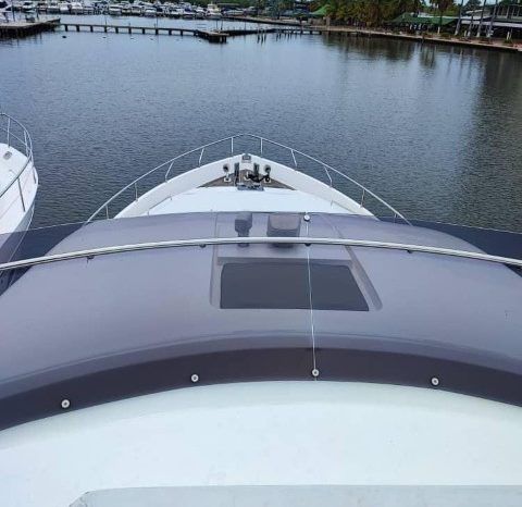 FERRETTI YACHTS 73 full
