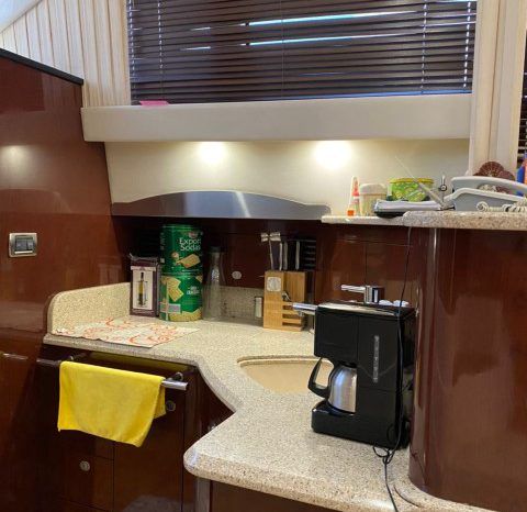 
								SEA RAY SEDAN BRIDGE 44 full									