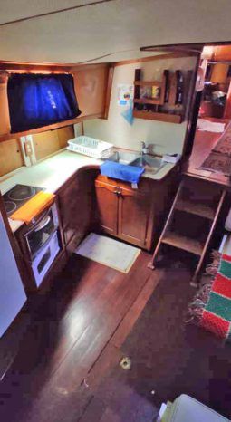 
										GULFSTAR TRAWLER 43 full									