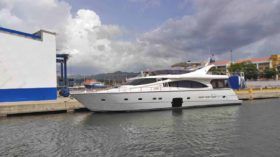 FERRETTI YACHTS 73