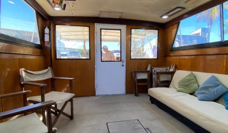HATTERAS CONVERTIBLE 42 full