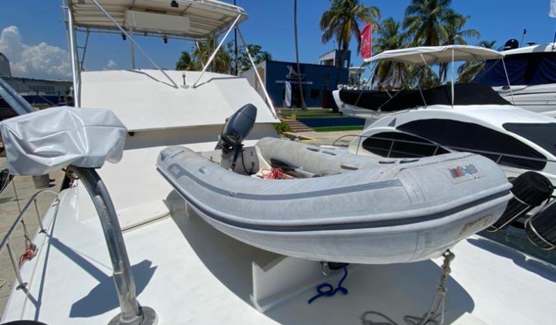 HATTERAS CONVERTIBLE 42 full