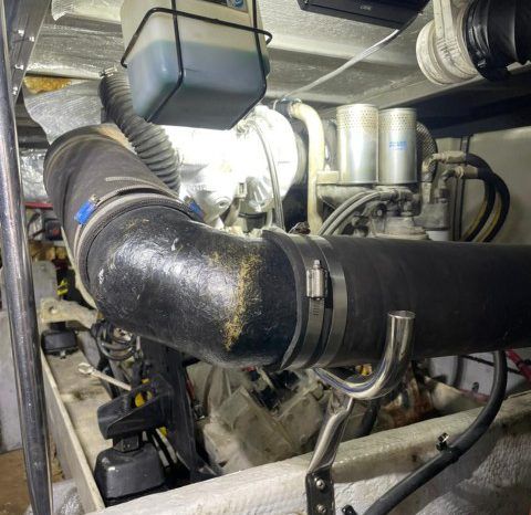 
								SILVERTON CONVERTIBLE 42 full									