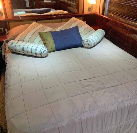 
								SEA RAY FLYBRIDGE 52 full									