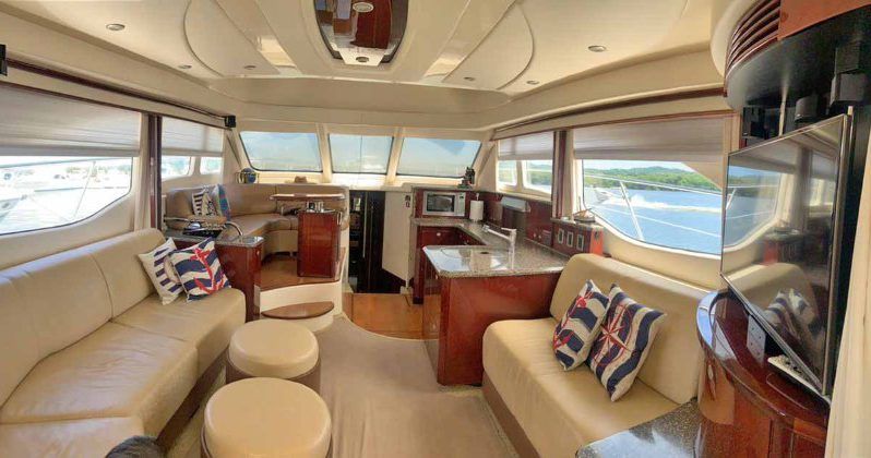 
								SEA RAY FLYBRIDGE 52 full									