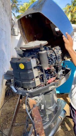 MOTOR EVINRUDE V6 200HP full