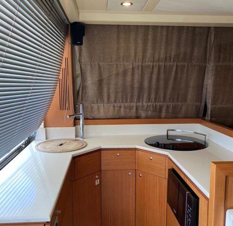 
								FERRETTI 47 full									