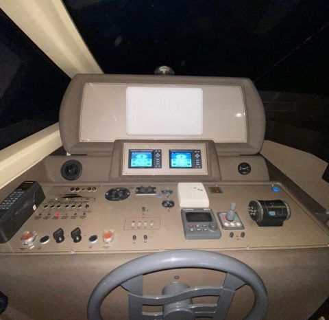 
								FERRETTI 47 full									