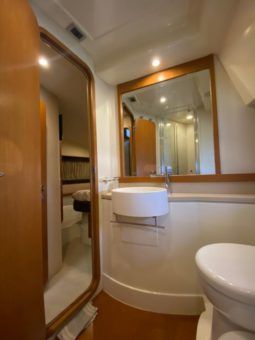 
										FERRETTI 47 full									