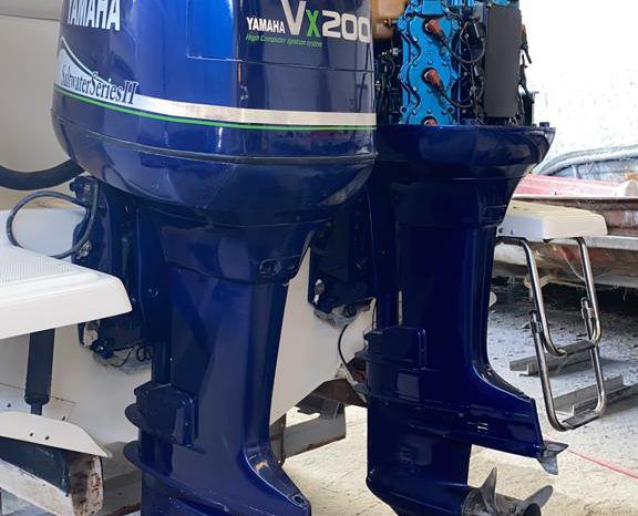 
								PAREJA DE MOTORES YAMAHA SALTWATER VX 200HP full									