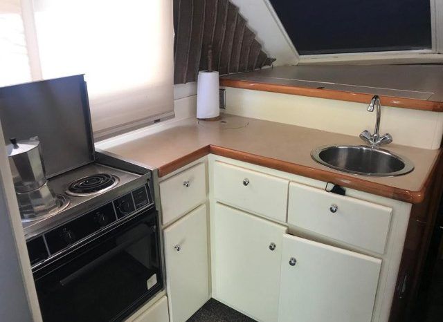 
								CARVER VOYAGER 37 full									