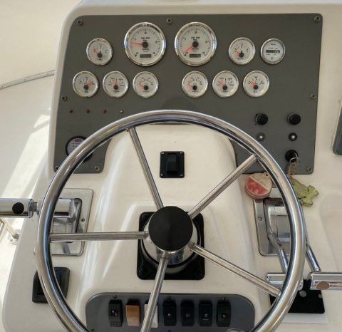
								SILVERTON CONVERTIBLE 38 full									