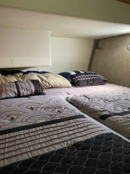 
										SILVERTON CONVERTIBLE 38 full									