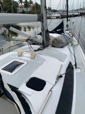 VELERO HUNTER 38
