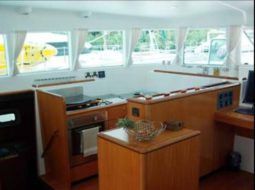 
										CATAMARAN LAGOON 50 full									