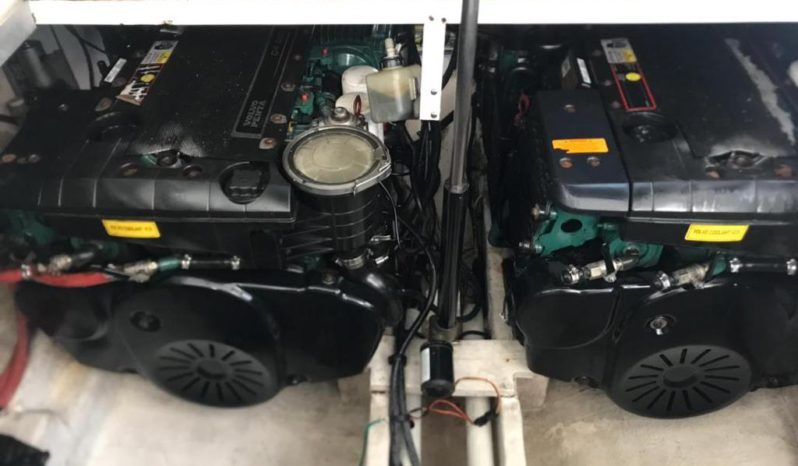 
								CHAPARRAL 37 full									