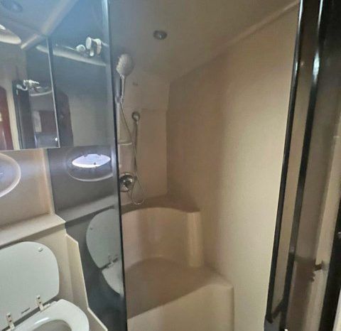 
								CRUISERS YACHTS SPORT 37 full									