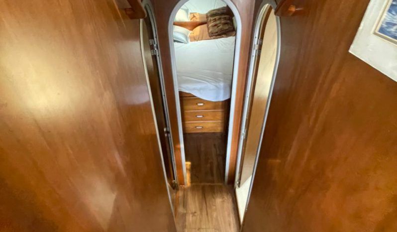 
								LUHRS CONVERTIBLE 380 full									
