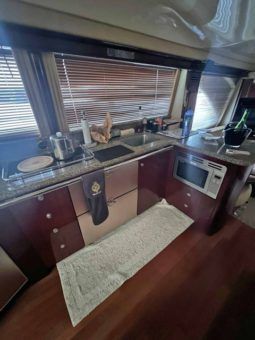 
										SEA RAY SEDAN BRIDGE 58 full									
