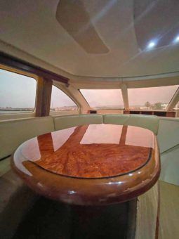 
										SEA RAY SEDAN BRIDGE 55 full									