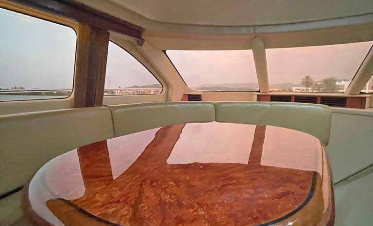 
								SEA RAY SEDAN BRIDGE 55 full									