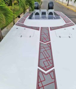 
										CATAMARAN RACING HELLCAT 30 full									