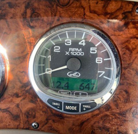 
								SEA RAY SUNDANCER 28 full									