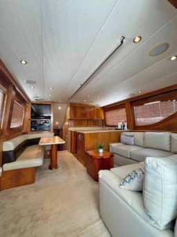 
										HATTERAS CONVERTIBLE 50 full									