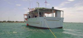 BARCO FIBRA DE PESCA 19 MTRS
