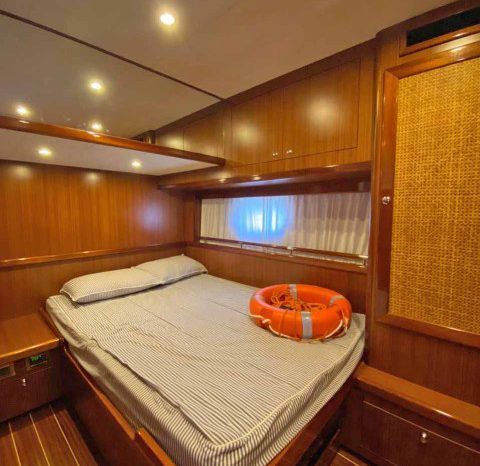 
								APREAMARE 60 full									