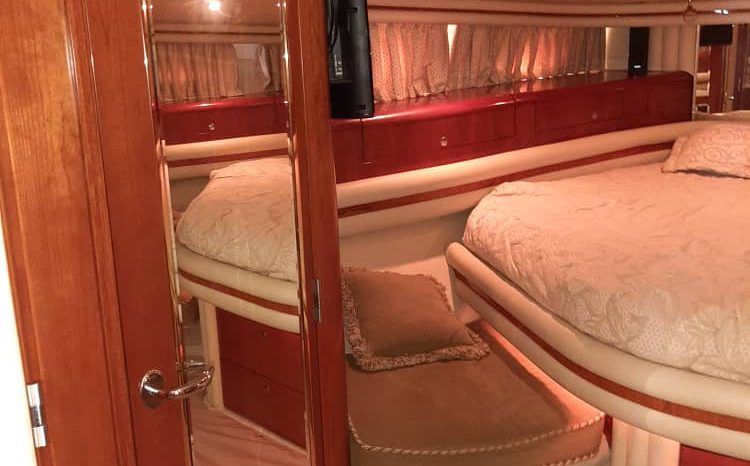 
								SEA RAY SEDAN BRIDGE 56 full									