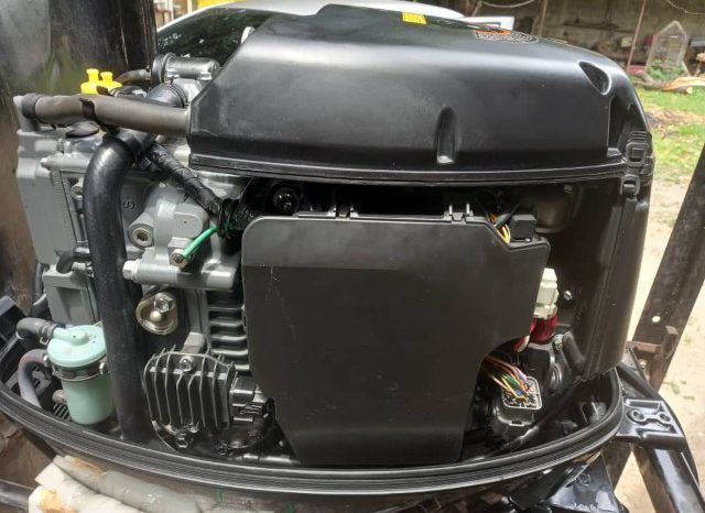 
								MOTOR SUZUKI FOUR STROKE 50HP full									