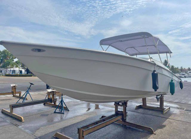 
								COMMANDER 24 full									