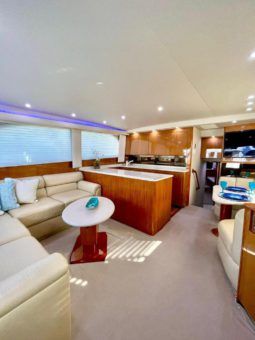 
										VIKING CONVERTIBLE 52 full									