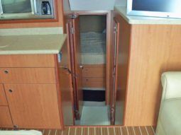 
										LUHRS OPEN 32 full									