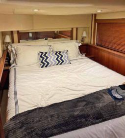 
										SEA RAY SEDAN BRIDGE 52 full									