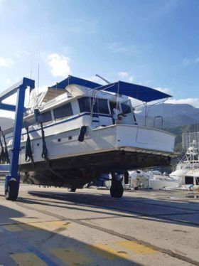 HATTERAS 72